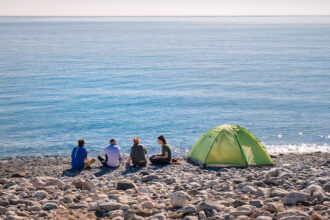 Deniz Kıyısı Kamp Alanları